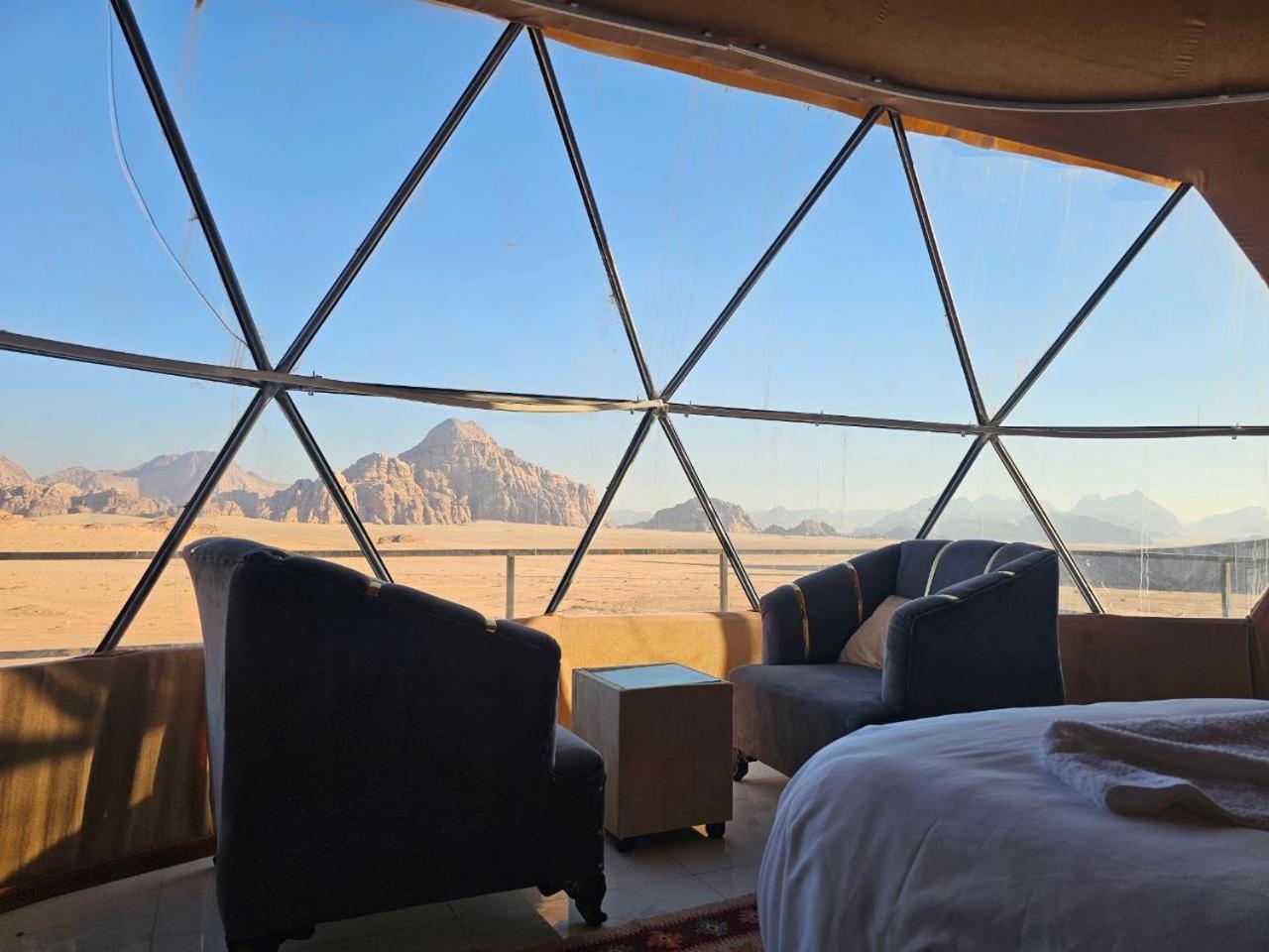 Victoria Luxury Camp