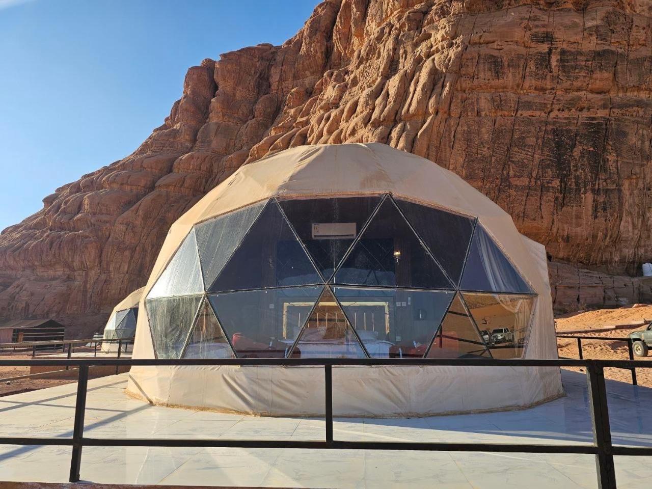Campsite Victoria Luxury Camp 5*
